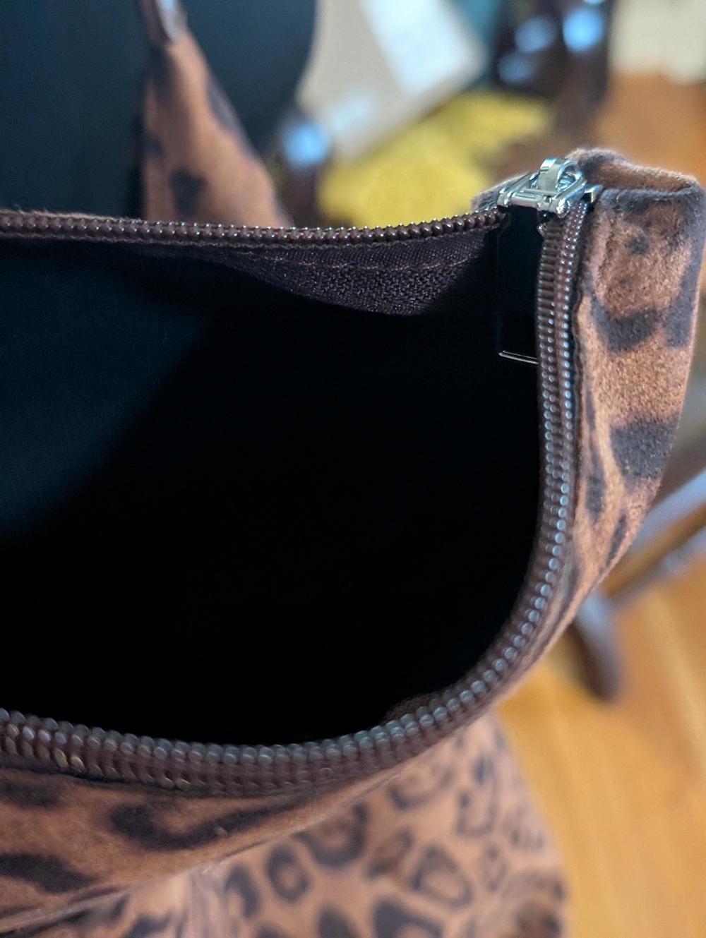 Leopard Print Hobo Bag & Matching Makeup Pouch Animal Print Shoulder Purse - Picture 8 of 11
